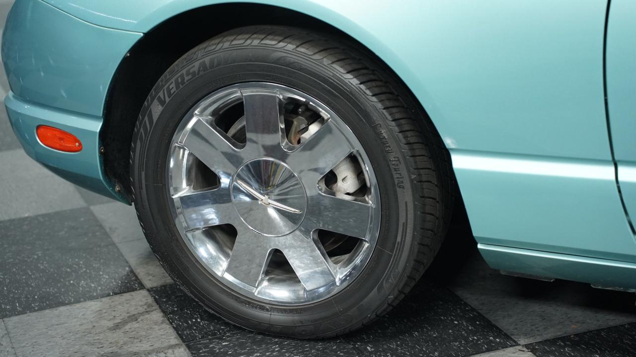 2002 Ford Thunderbird