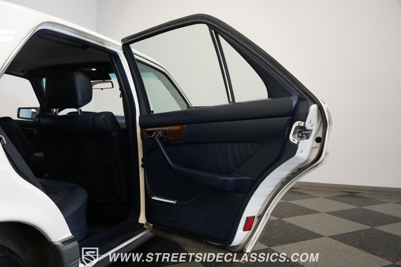 1984 Mercedes - Benz 300SD