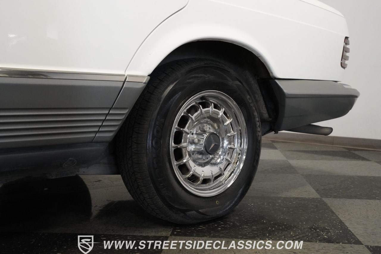 1984 Mercedes - Benz 300SD