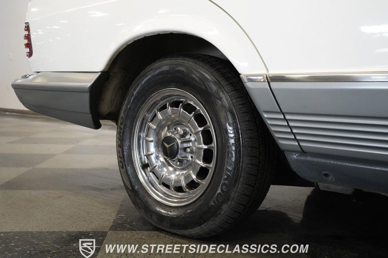 1984 Mercedes - Benz 300SD