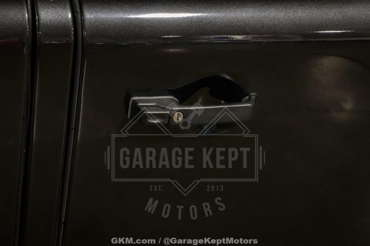 2000 Land Rover Defender 130