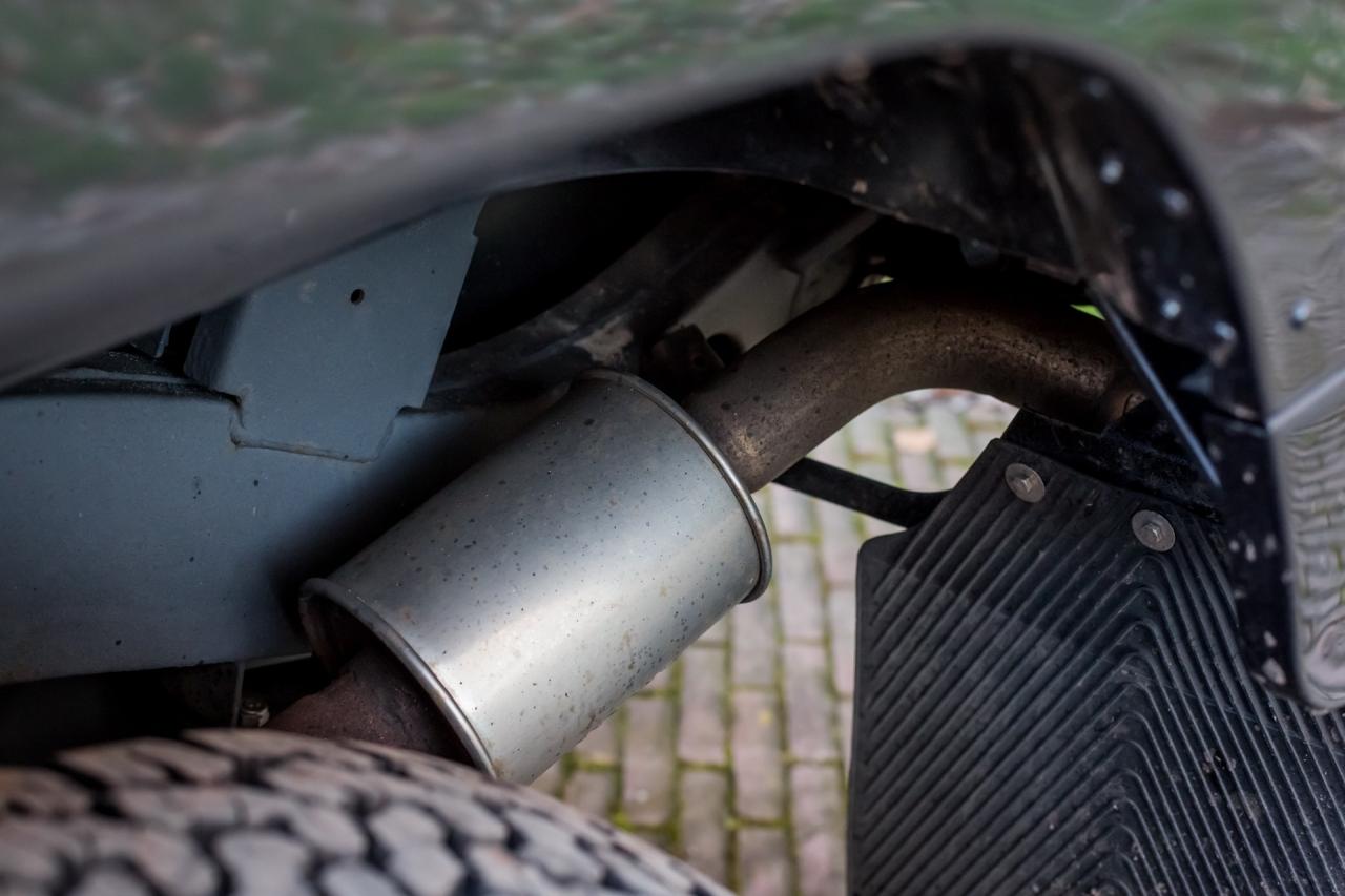 2000 Land Rover Defender 130