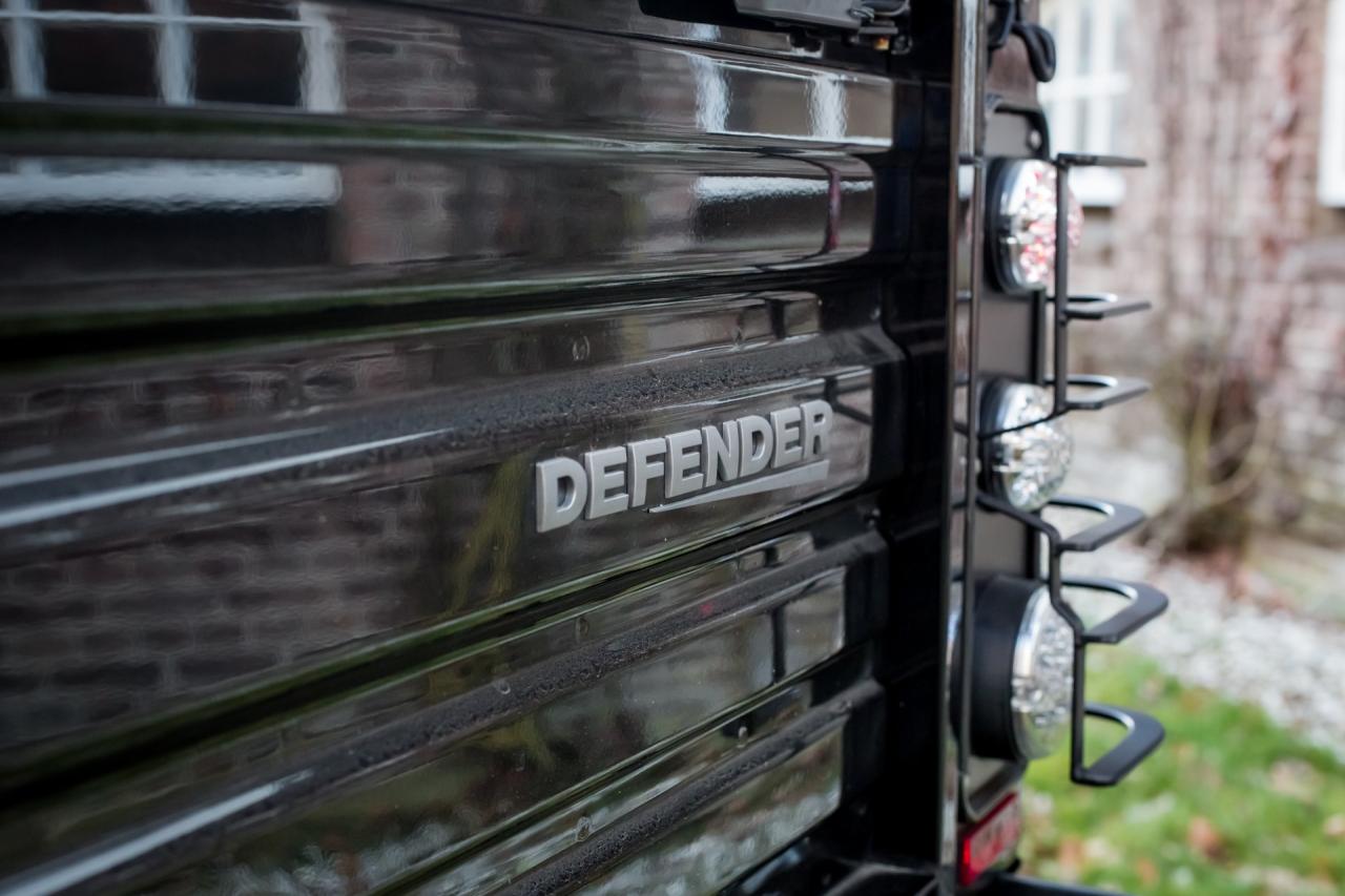 2000 Land Rover Defender 130