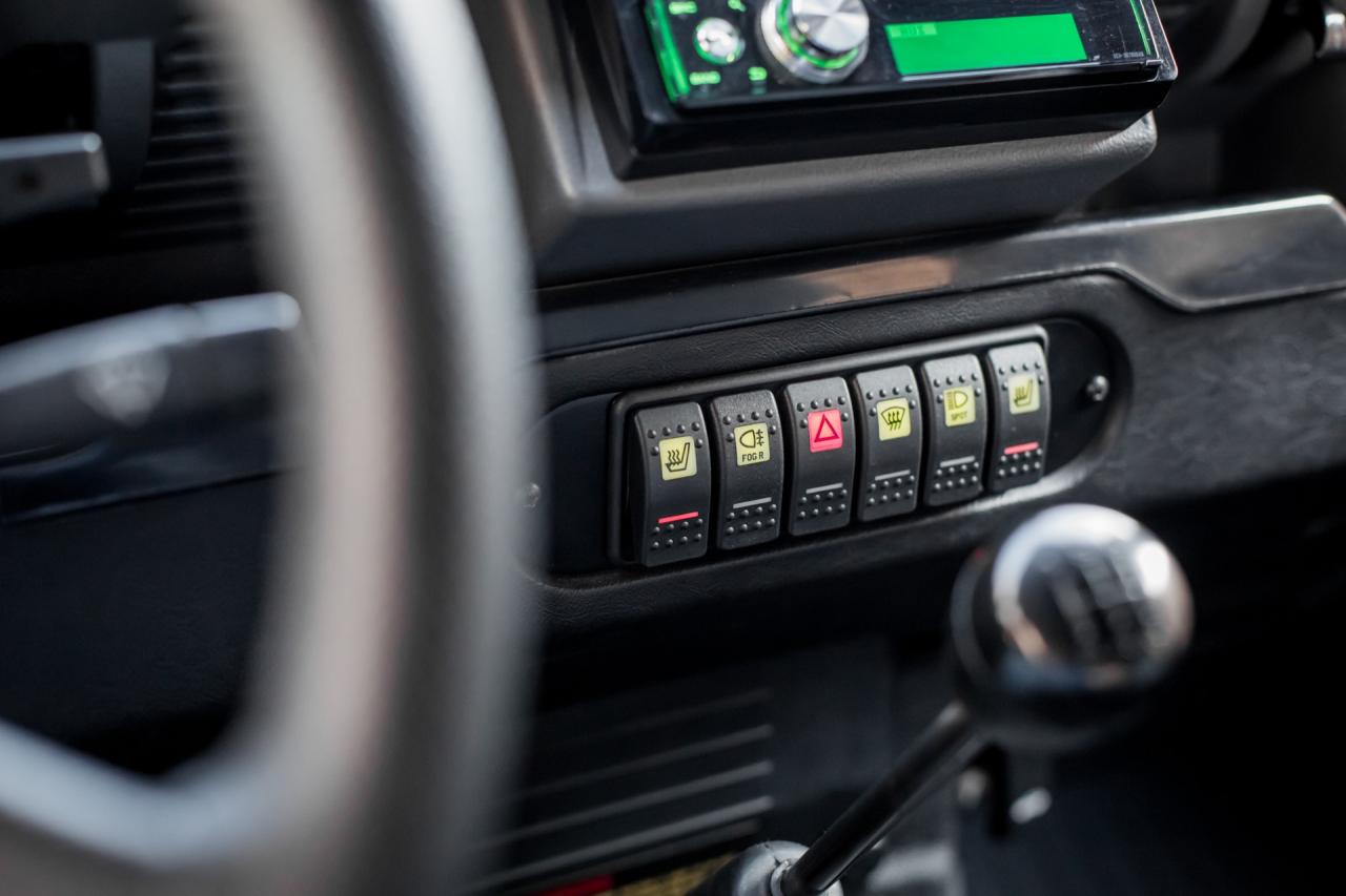 2000 Land Rover Defender 130