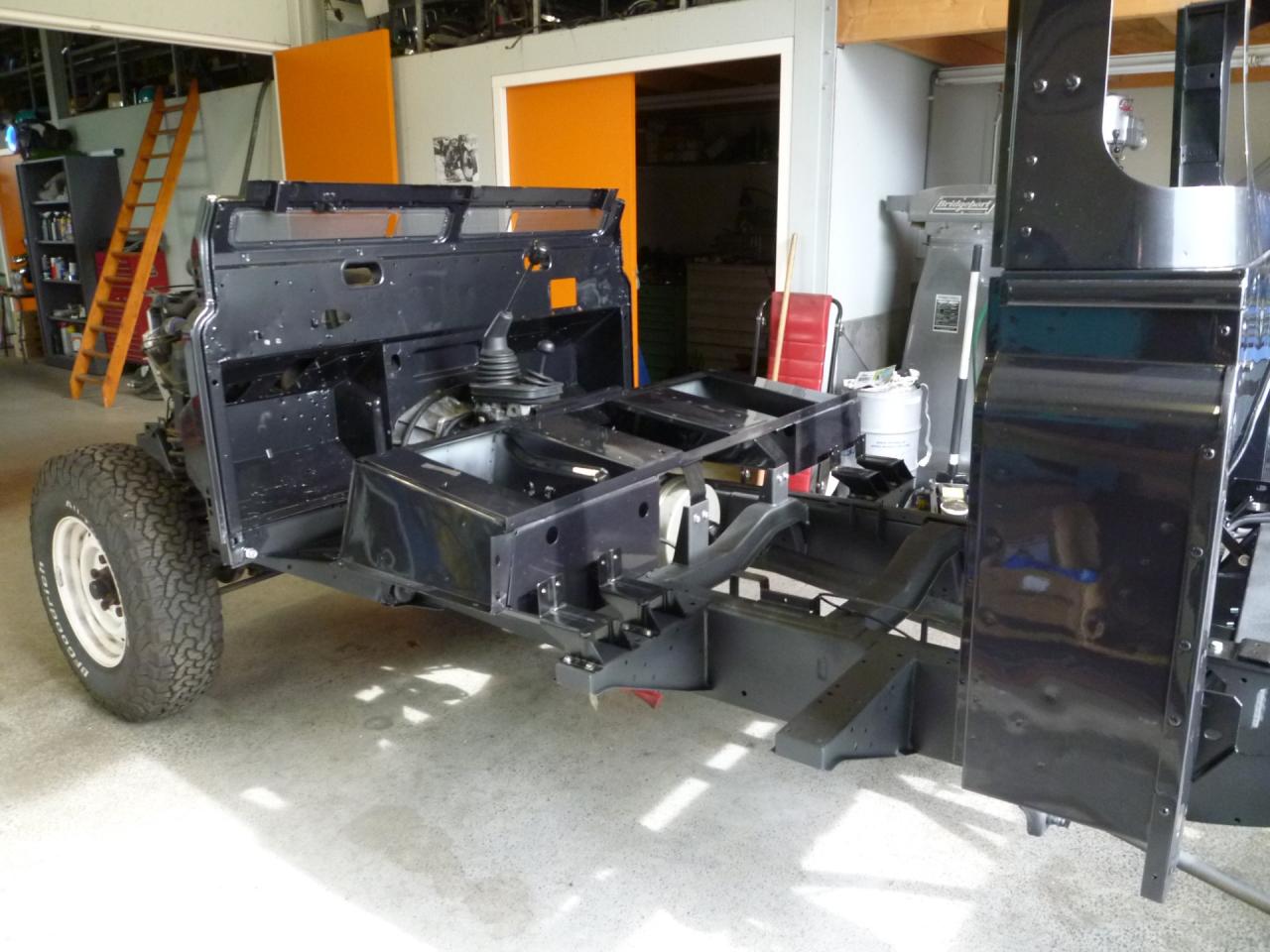 2000 Land Rover Defender 130