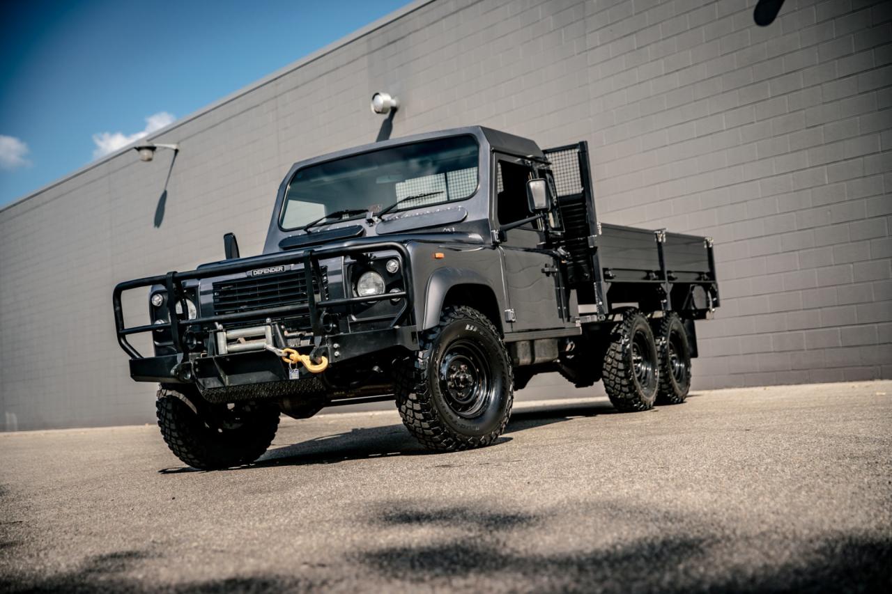 1989 Land Rover Defender 110 Perentie 6x6