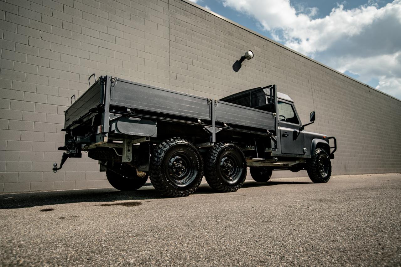 1989 Land Rover Defender 110 Perentie 6x6