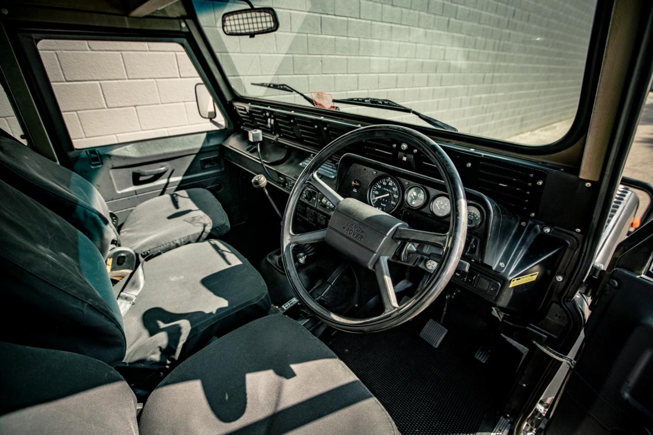 1989 Land Rover Defender 110 Perentie 6x6