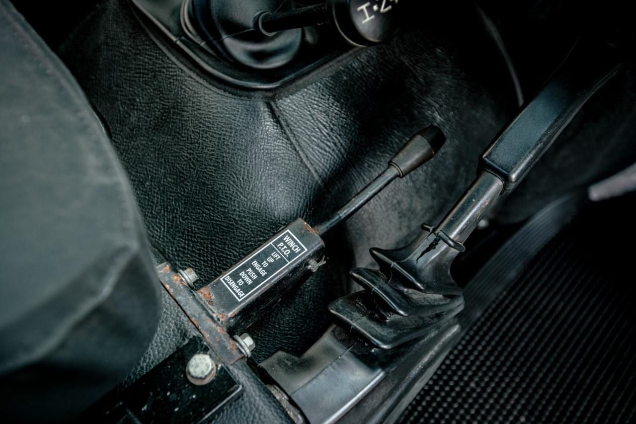 1989 Land Rover Defender 110 Perentie 6x6