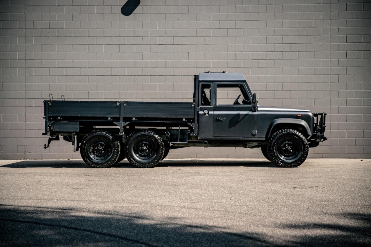 1989 Land Rover Defender 110 Perentie 6x6
