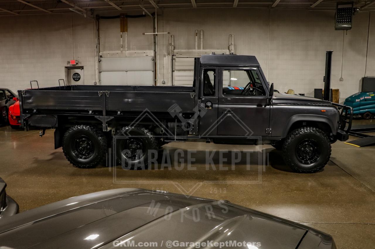 1989 Land Rover Defender 110 Perentie 6x6