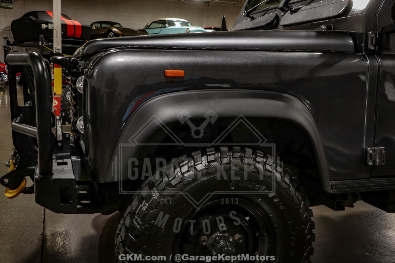 1989 Land Rover Defender 110 Perentie 6x6