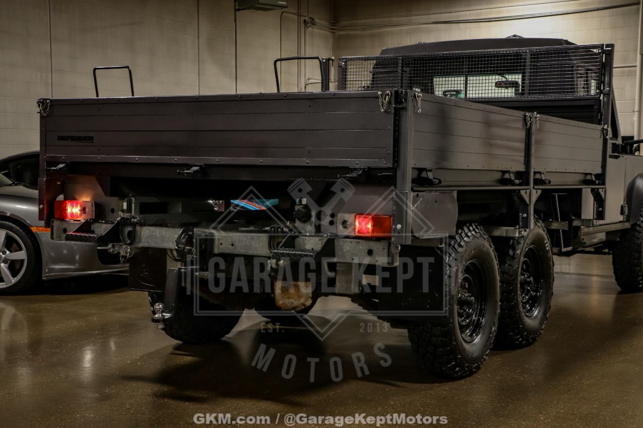 1989 Land Rover Defender 110 Perentie 6x6