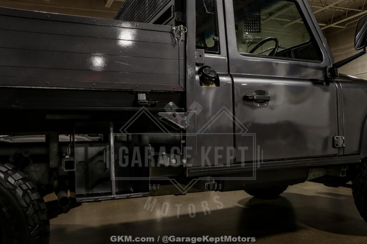 1989 Land Rover Defender 110 Perentie 6x6