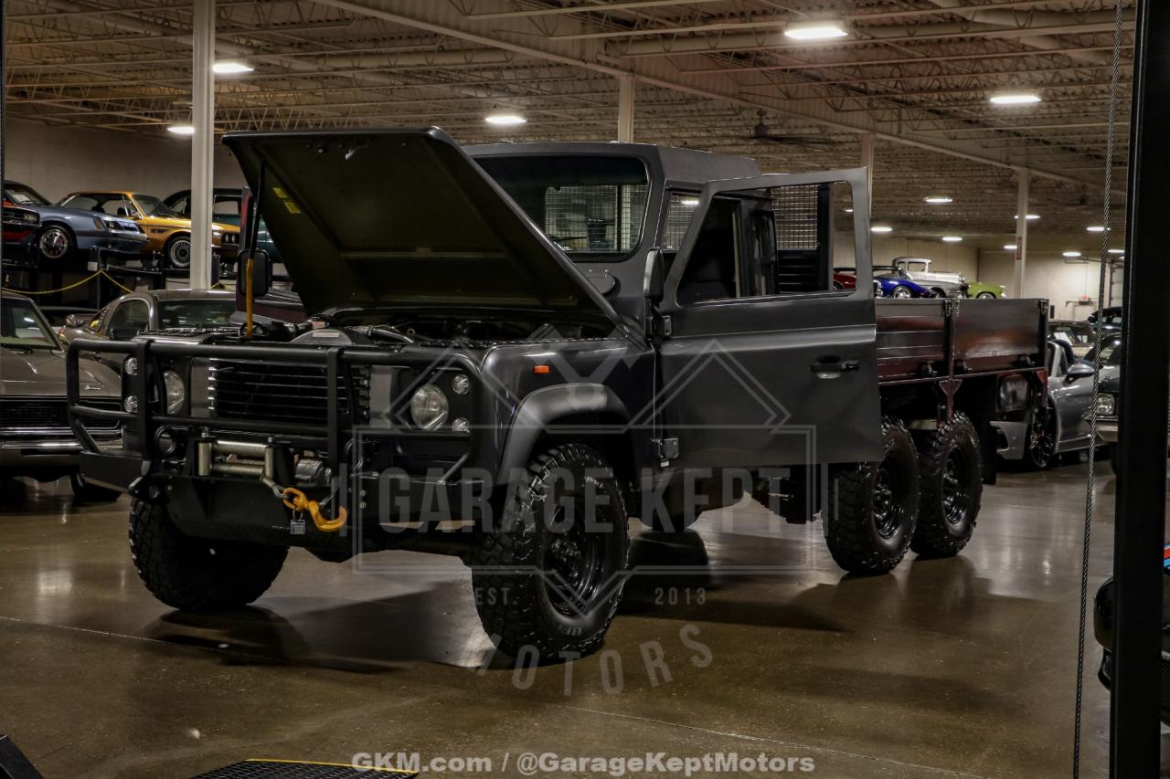 1989 Land Rover Defender 110 Perentie 6x6