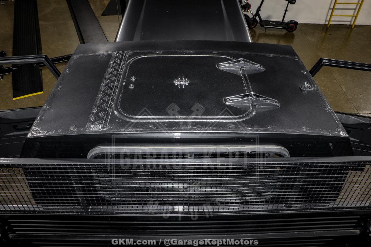 1989 Land Rover Defender 110 Perentie 6x6