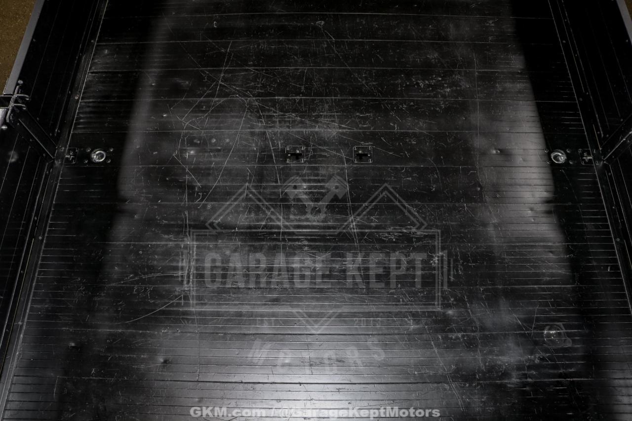 1989 Land Rover Defender 110 Perentie 6x6