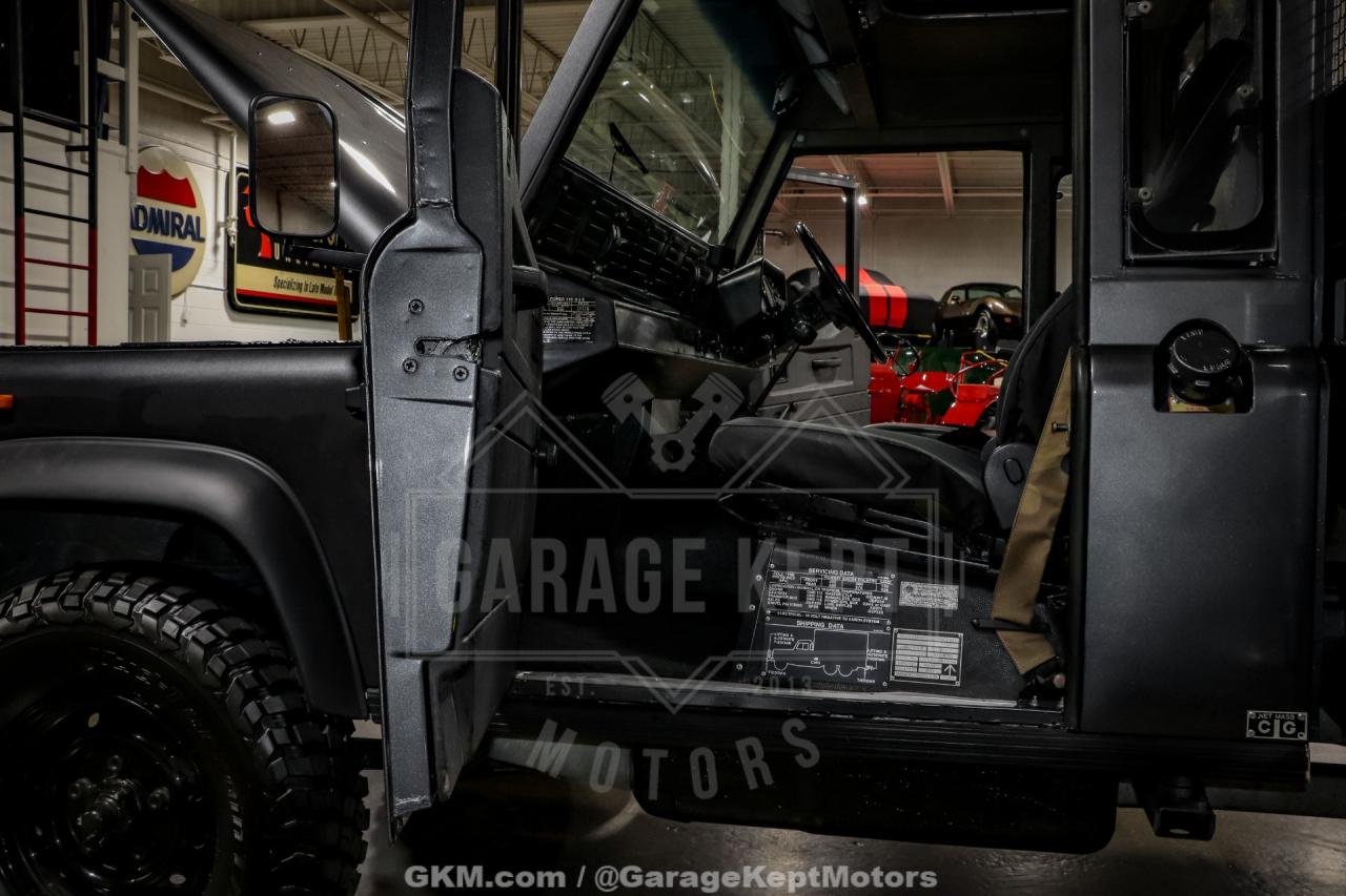 1989 Land Rover Defender 110 Perentie 6x6