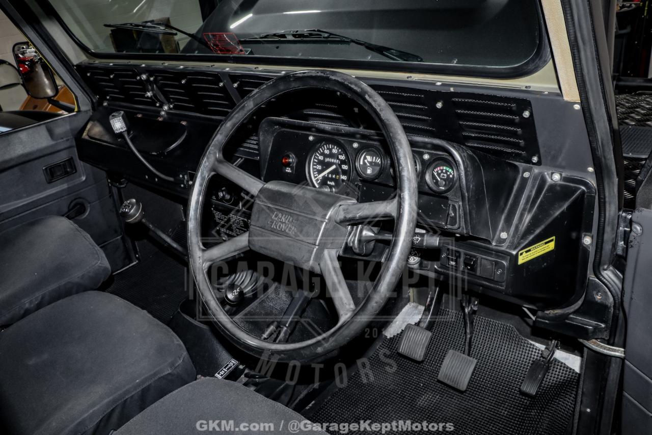 1989 Land Rover Defender 110 Perentie 6x6