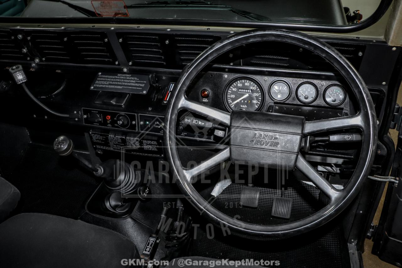 1989 Land Rover Defender 110 Perentie 6x6