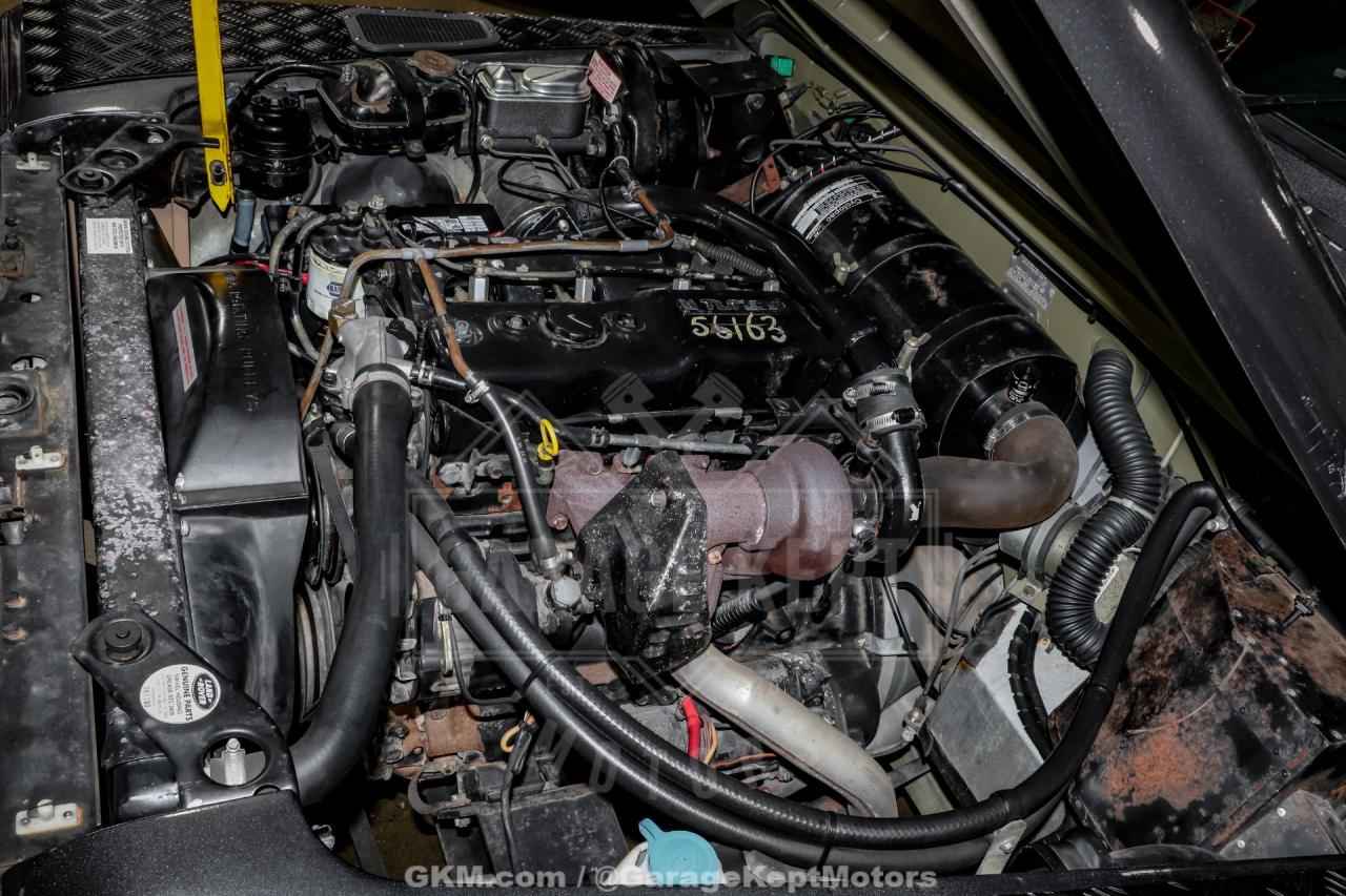 1989 Land Rover Defender 110 Perentie 6x6