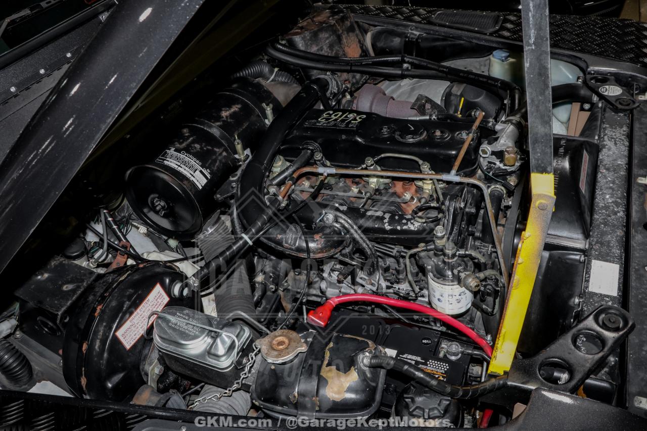 1989 Land Rover Defender 110 Perentie 6x6