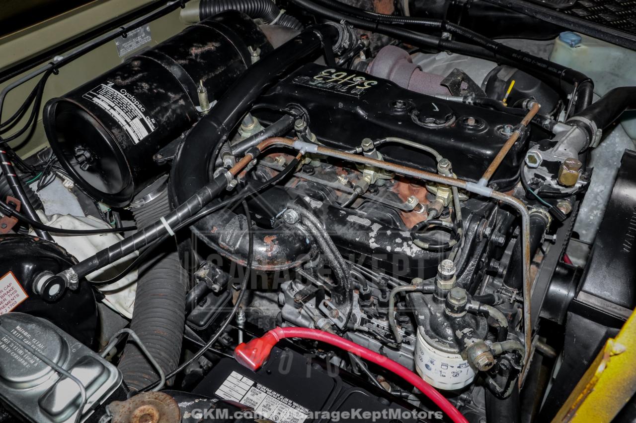 1989 Land Rover Defender 110 Perentie 6x6