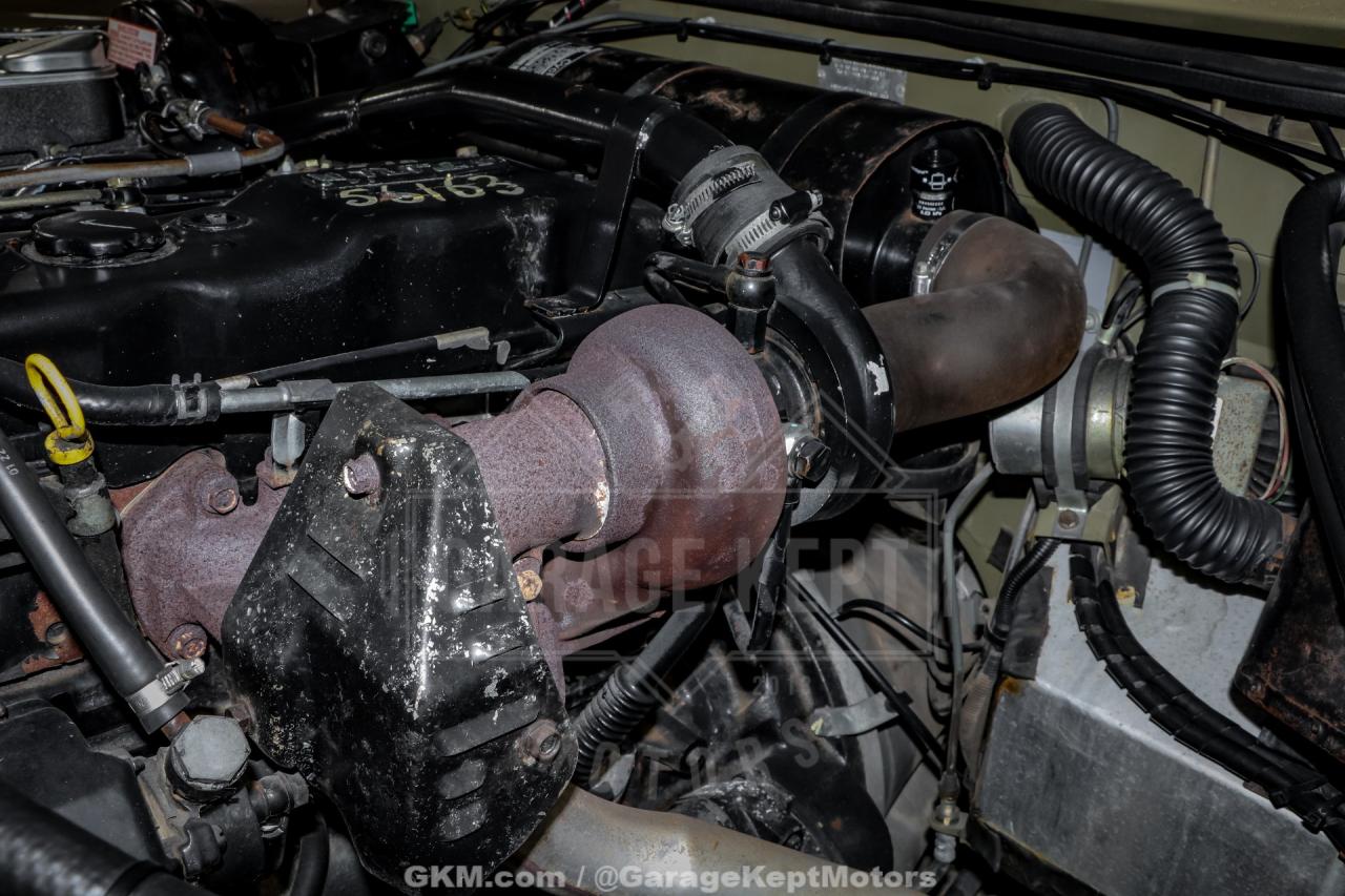 1989 Land Rover Defender 110 Perentie 6x6