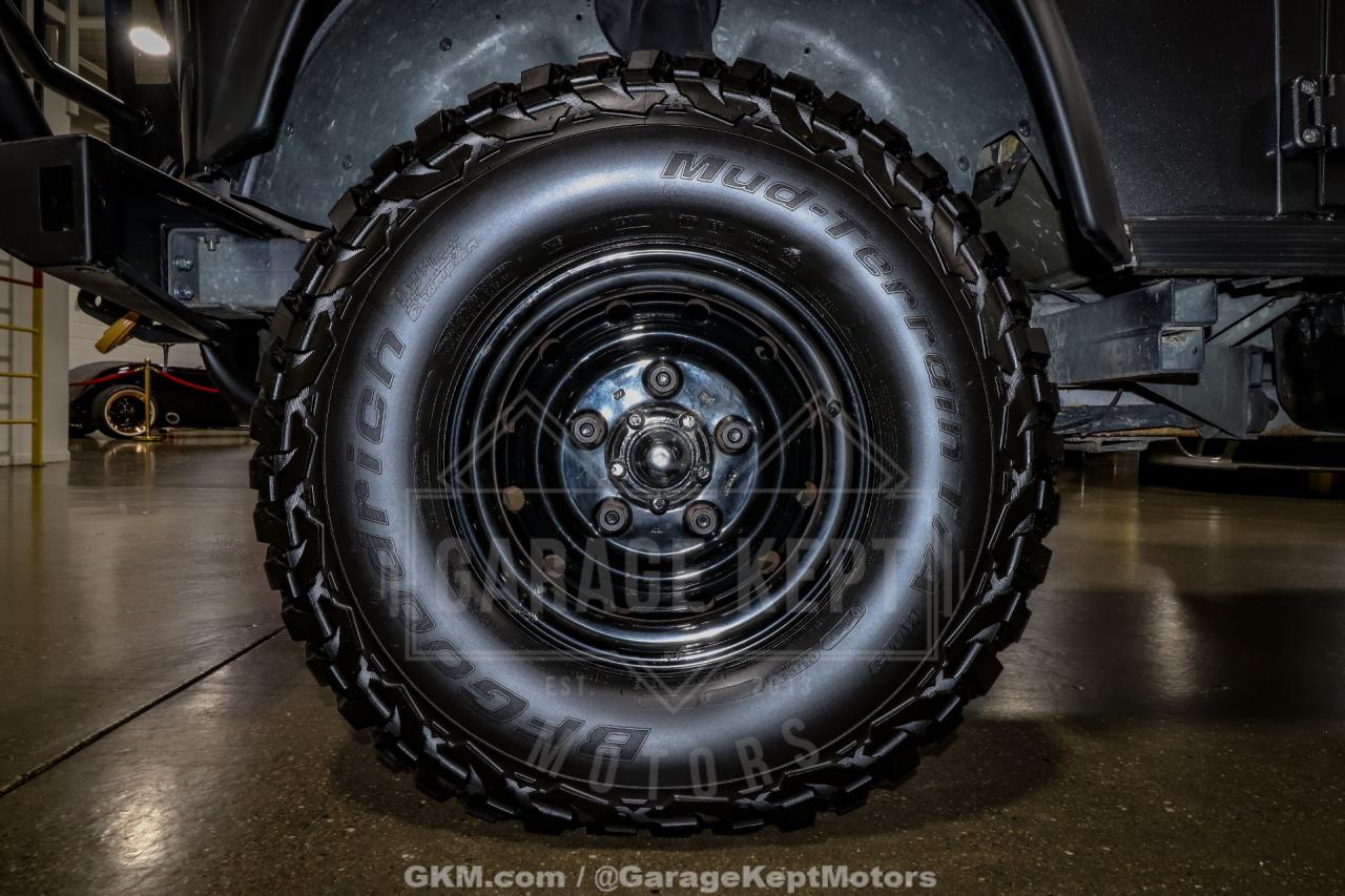 1989 Land Rover Defender 110 Perentie 6x6