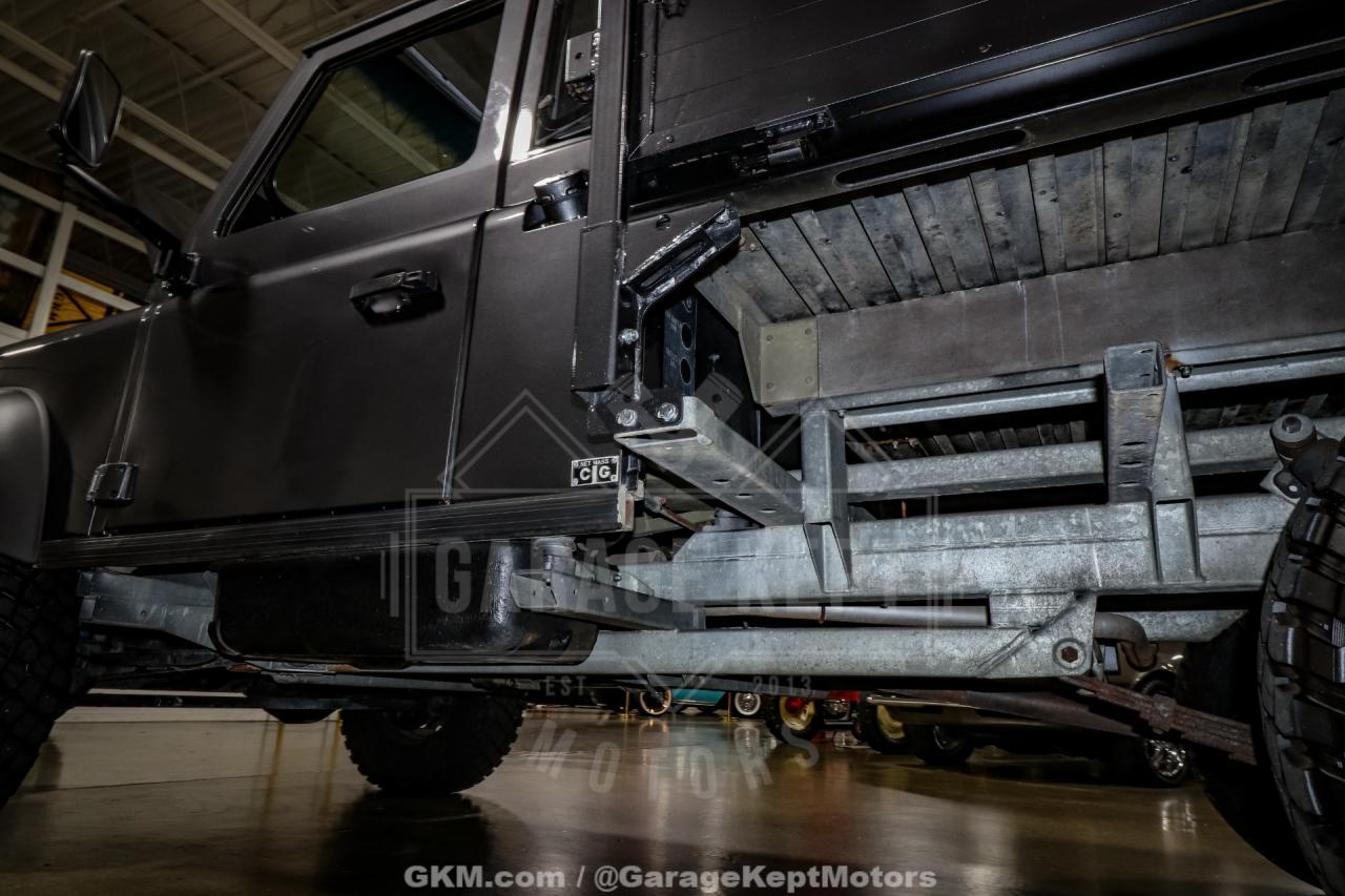 1989 Land Rover Defender 110 Perentie 6x6