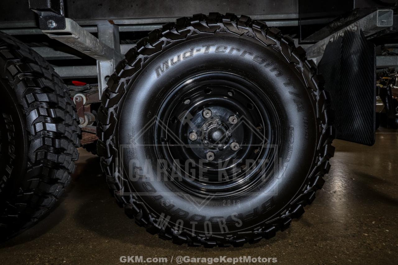 1989 Land Rover Defender 110 Perentie 6x6