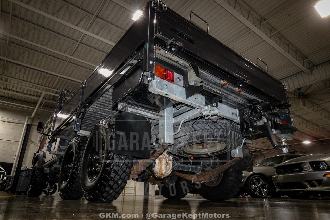 1989 Land Rover Defender 110 Perentie 6x6