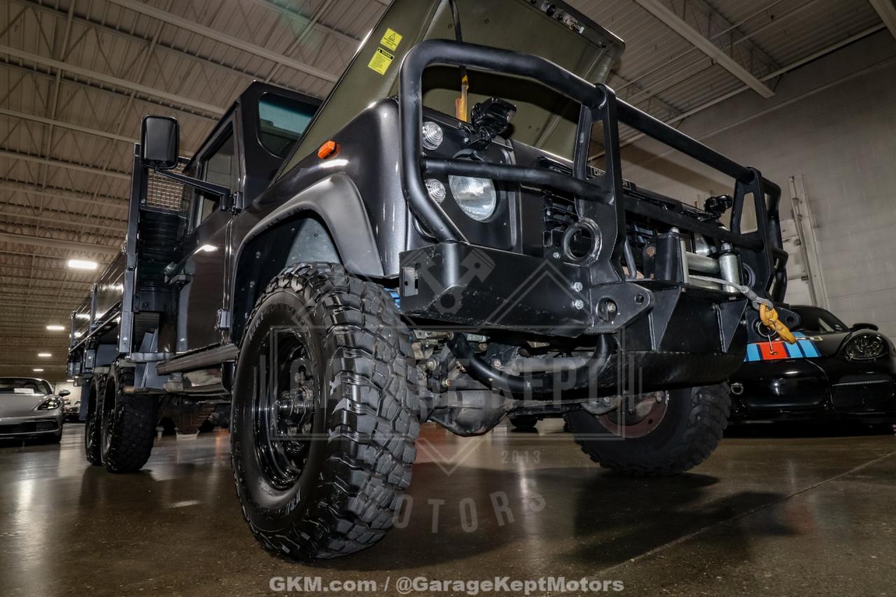 1989 Land Rover Defender 110 Perentie 6x6