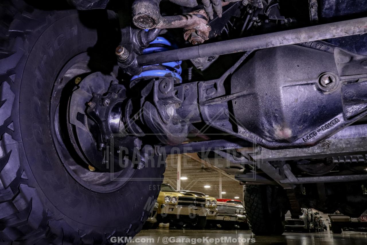 1989 Land Rover Defender 110 Perentie 6x6