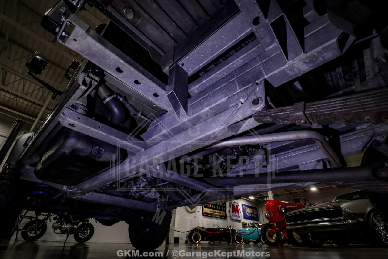 1989 Land Rover Defender 110 Perentie 6x6