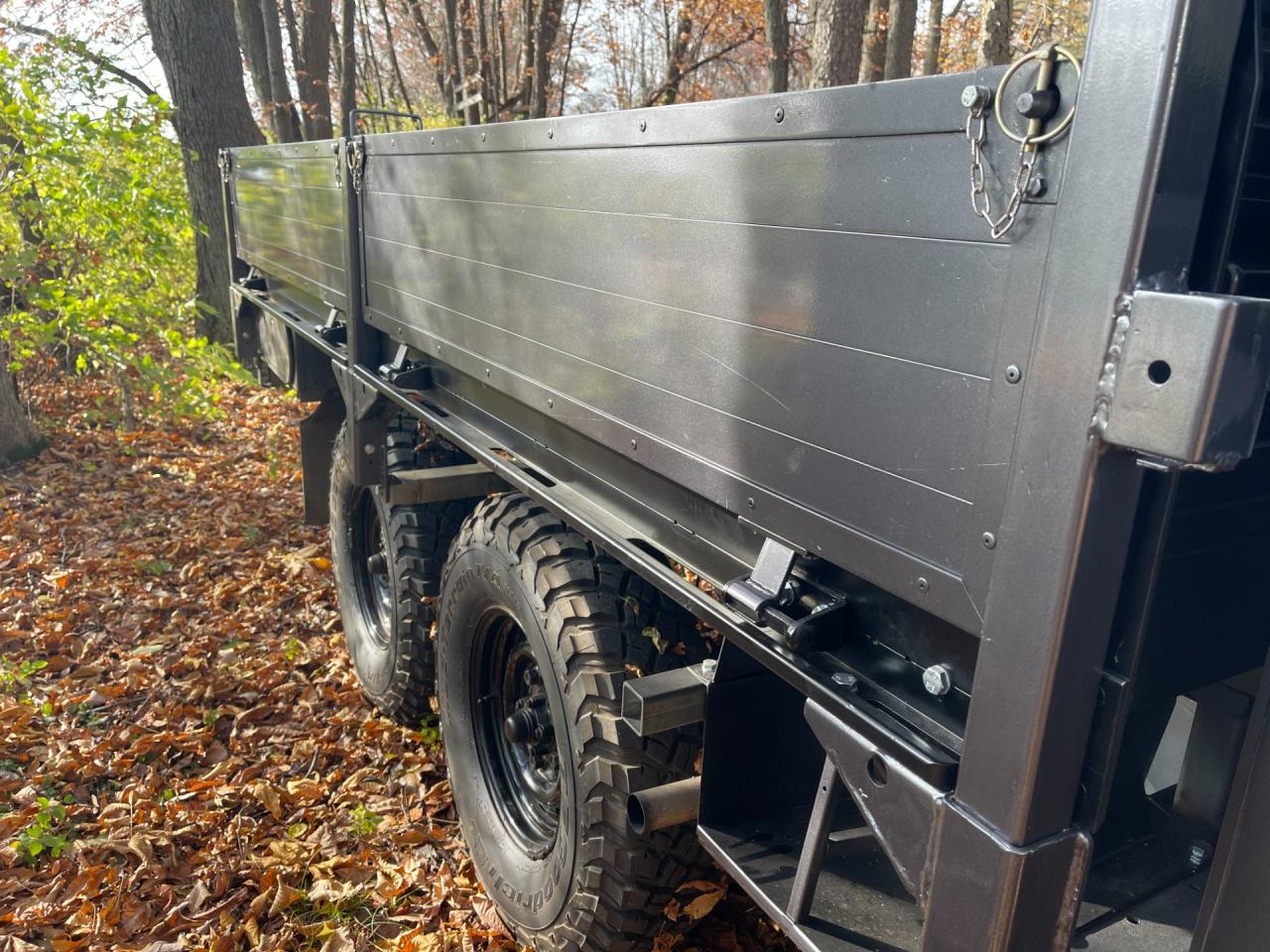 1989 Land Rover Defender 110 Perentie 6x6