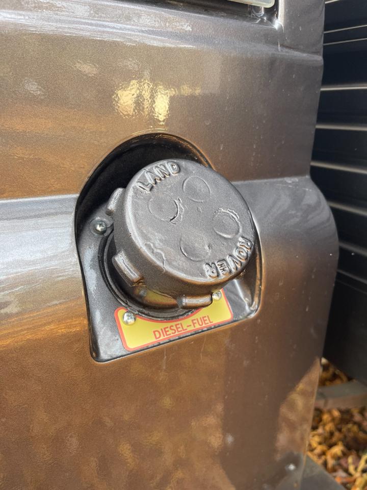 1989 Land Rover Defender 110 Perentie 6x6