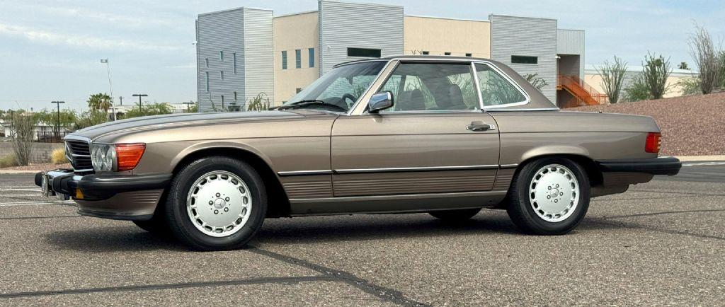 1989 Mercedes - Benz 560SL