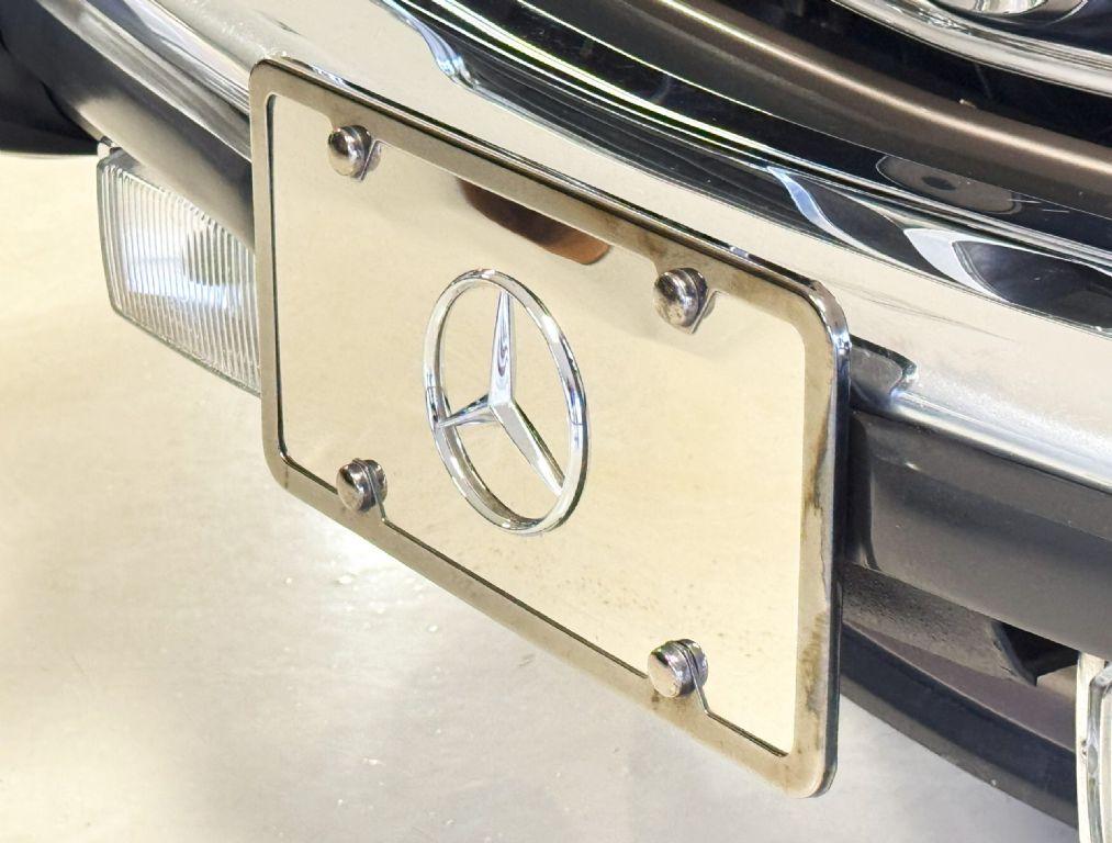 1989 Mercedes - Benz 560SL