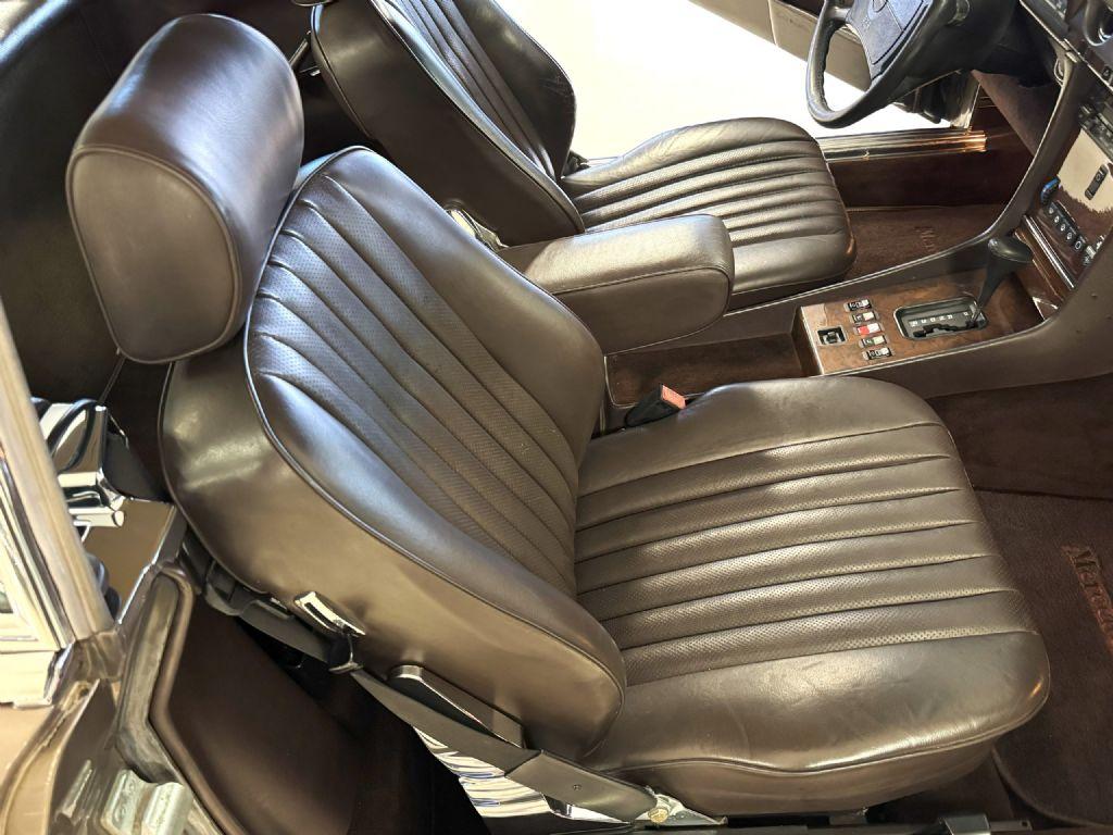 1989 Mercedes - Benz 560SL