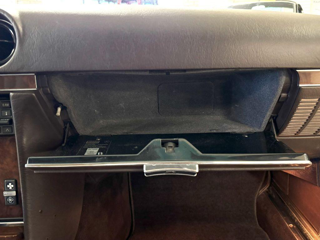 1989 Mercedes - Benz 560SL