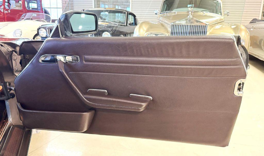 1989 Mercedes - Benz 560SL