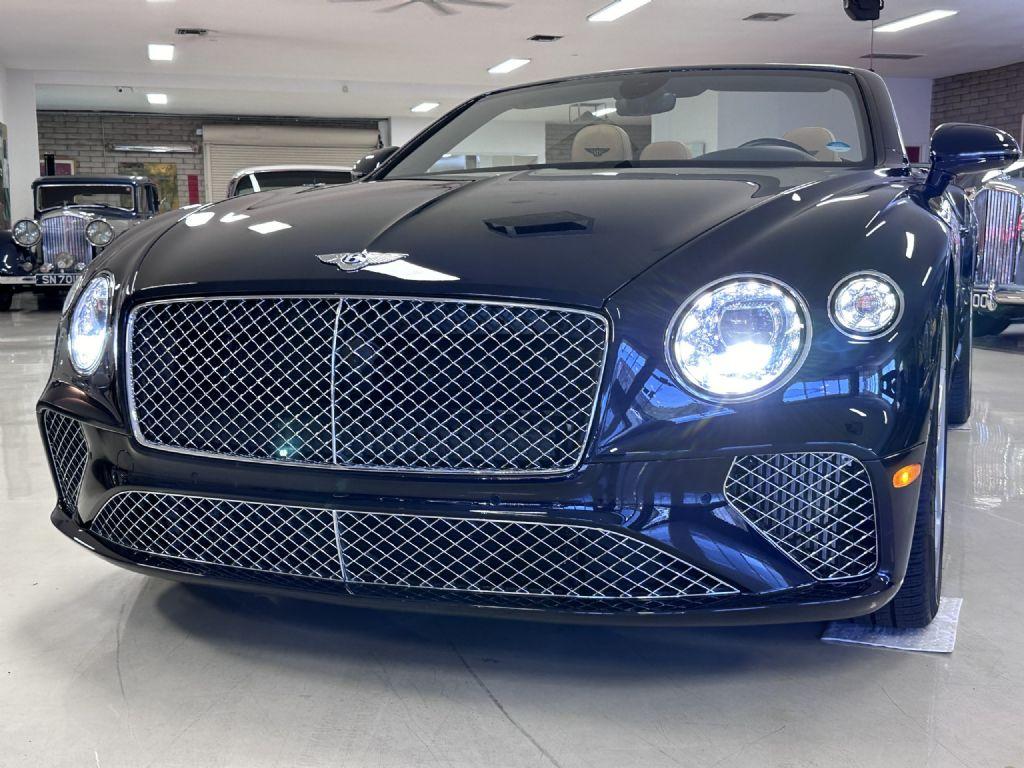 2021 Continental GTC Continental GTC