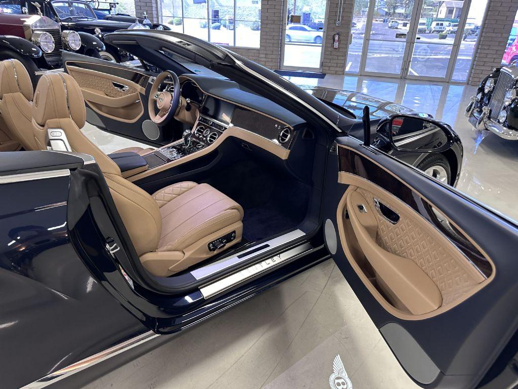 2021 Continental GTC Continental GTC