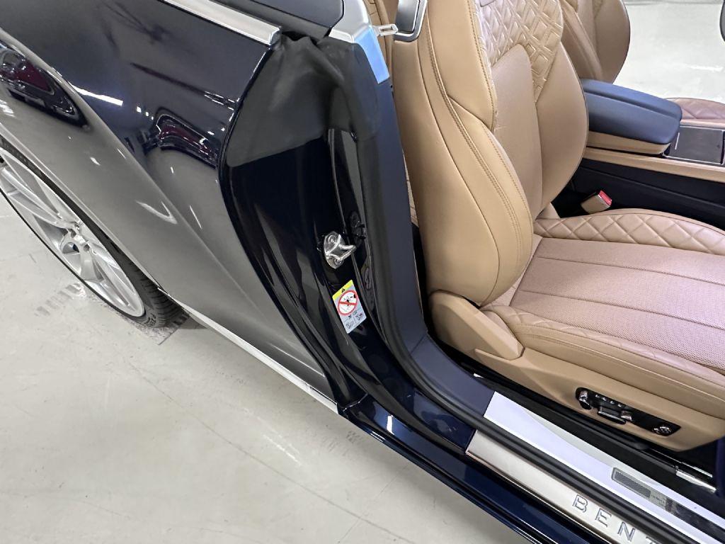 2021 Continental GTC Continental GTC