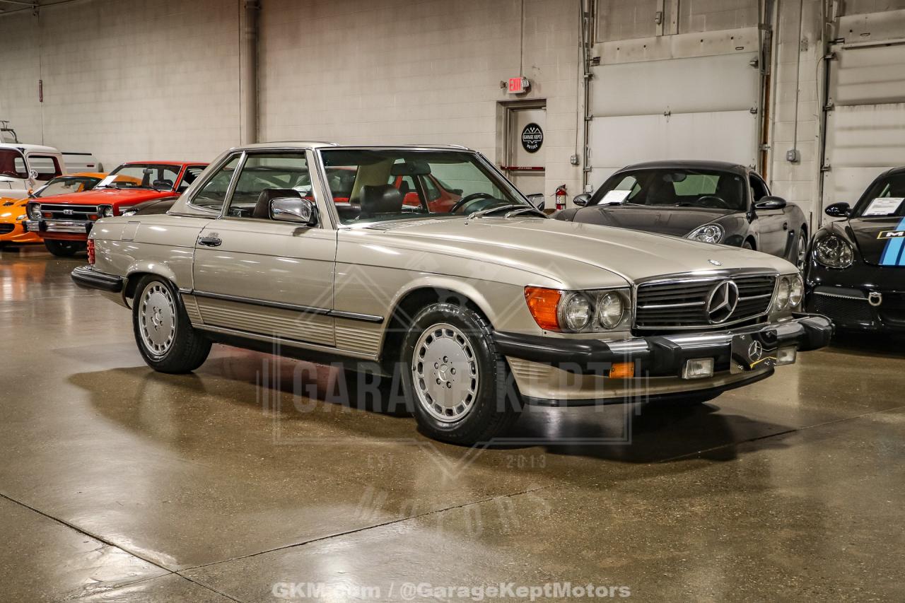 1986 Mercedes - Benz 560SL