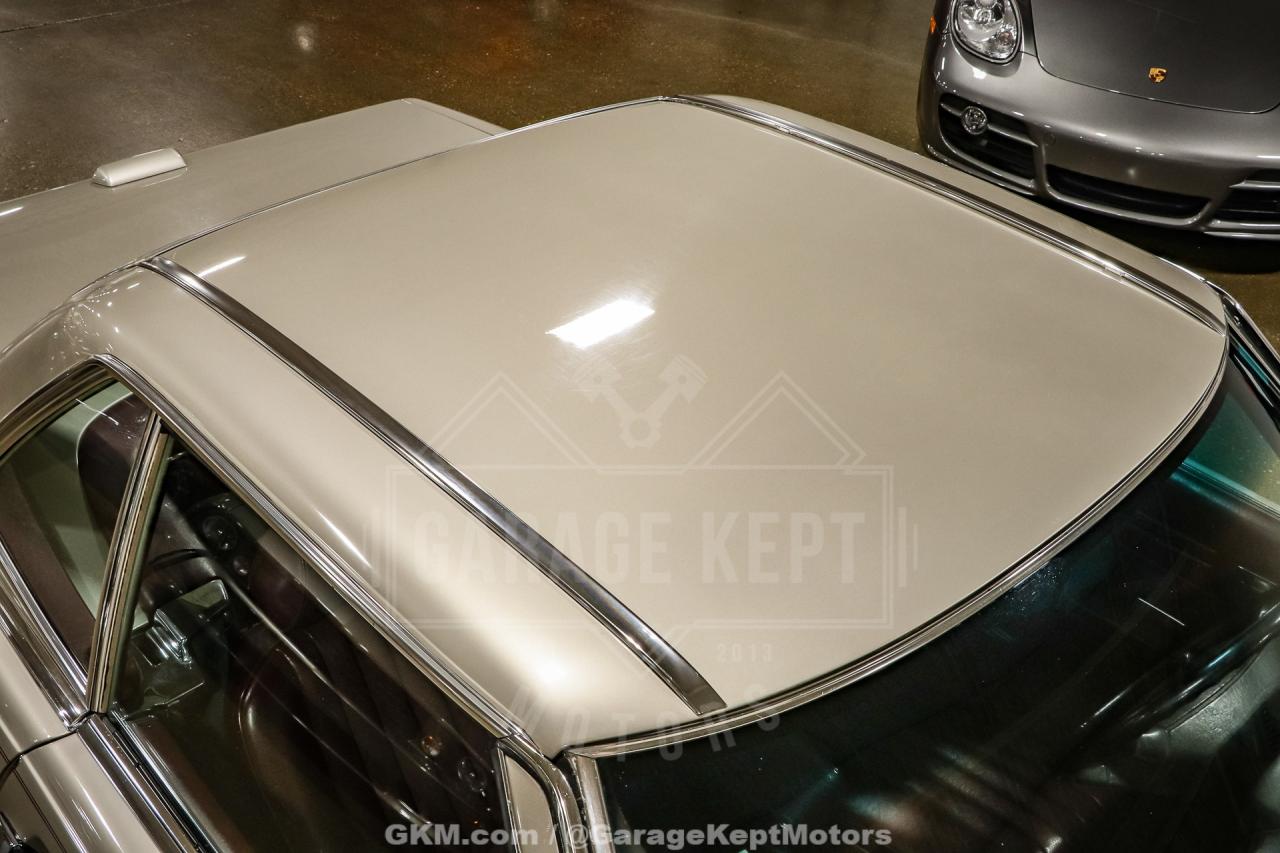 1986 Mercedes - Benz 560SL