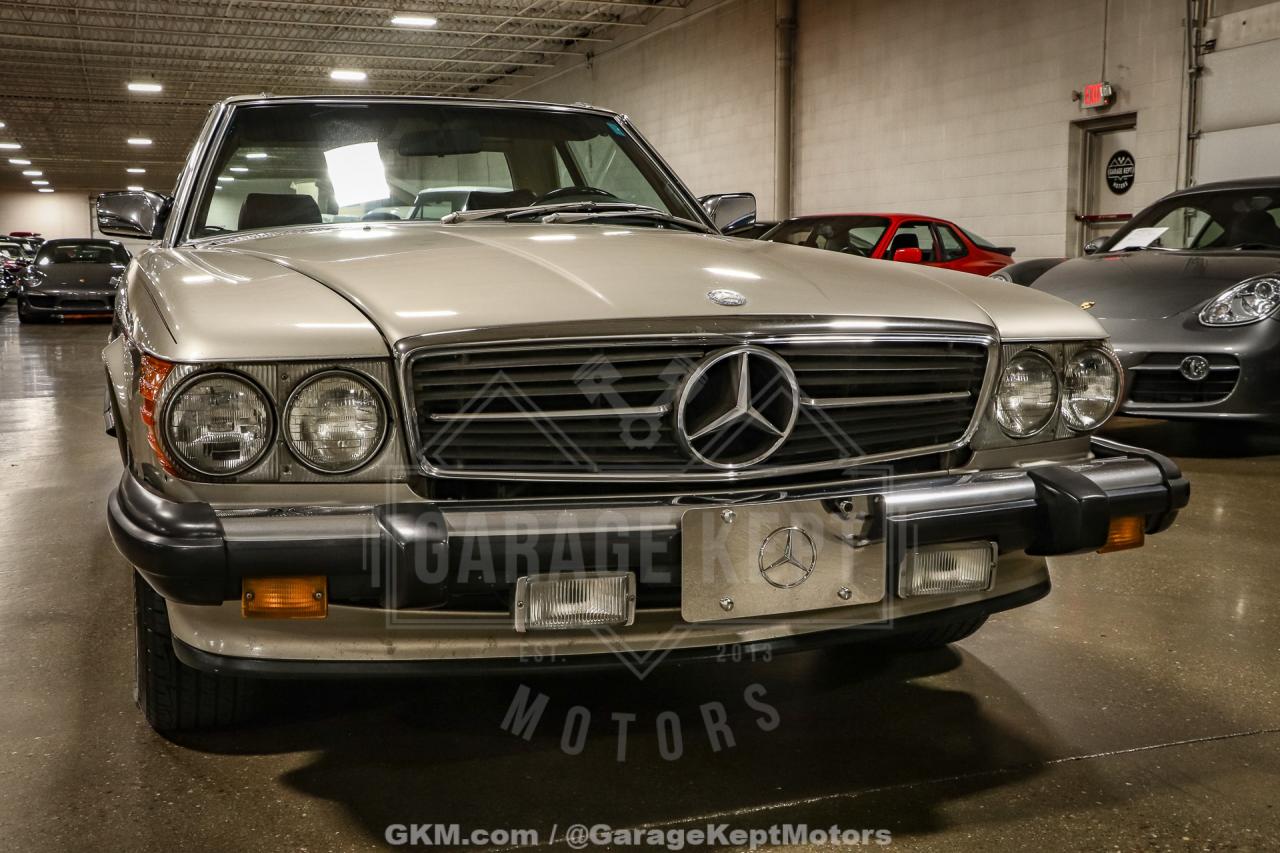 1986 Mercedes - Benz 560SL