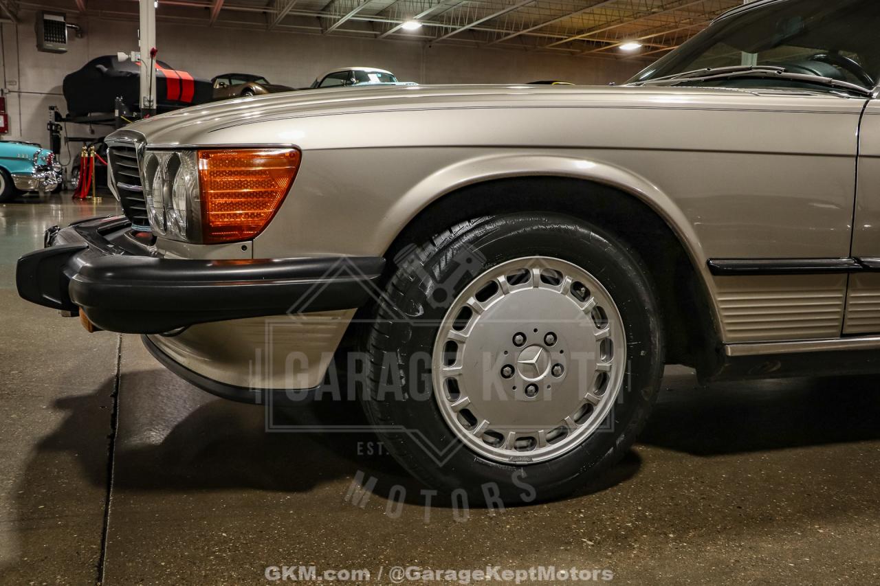 1986 Mercedes - Benz 560SL
