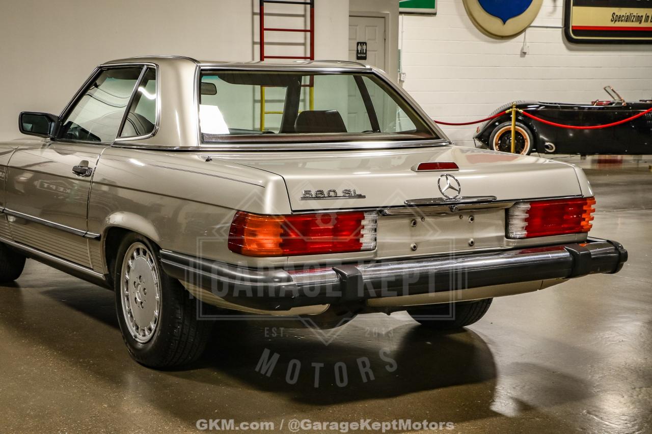 1986 Mercedes - Benz 560SL